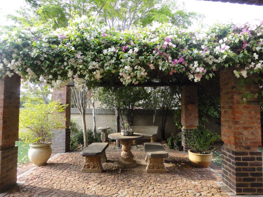 4 Bedroom Property for Sale in Boardwalk Manor Gauteng