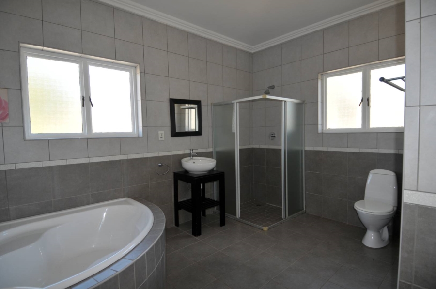 3 Bedroom Property for Sale in Moreleta Park Gauteng