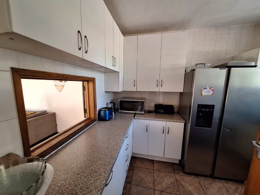 2 Bedroom Property for Sale in Wendywood Gauteng