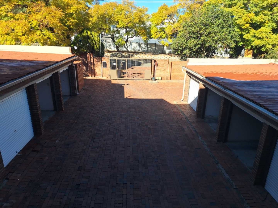 2 Bedroom Property for Sale in Wendywood Gauteng