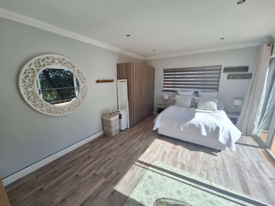 To Let 4 Bedroom Property for Rent in Constantia Kloof Gauteng