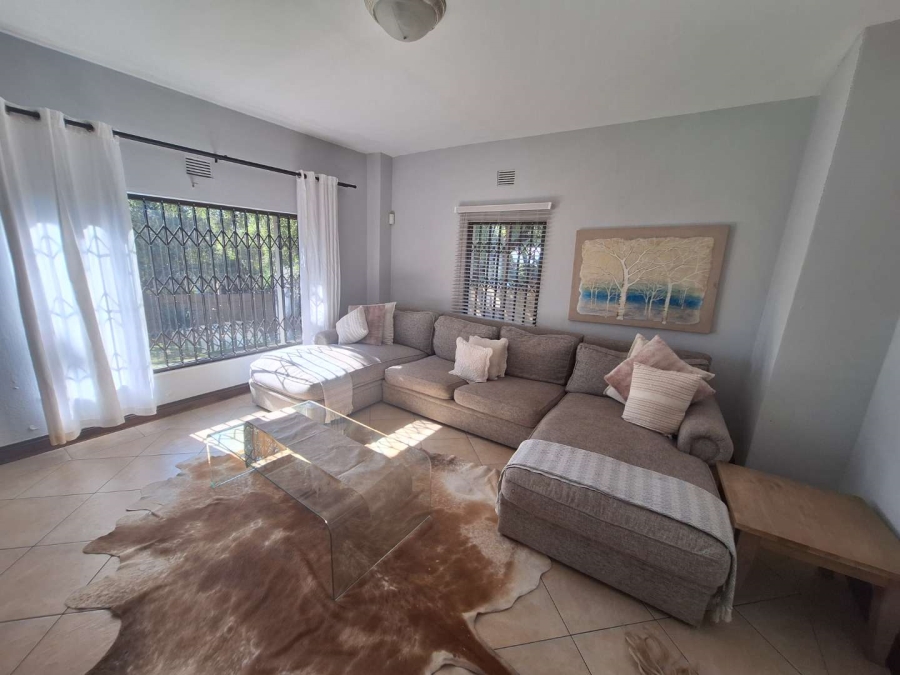 To Let 4 Bedroom Property for Rent in Constantia Kloof Gauteng