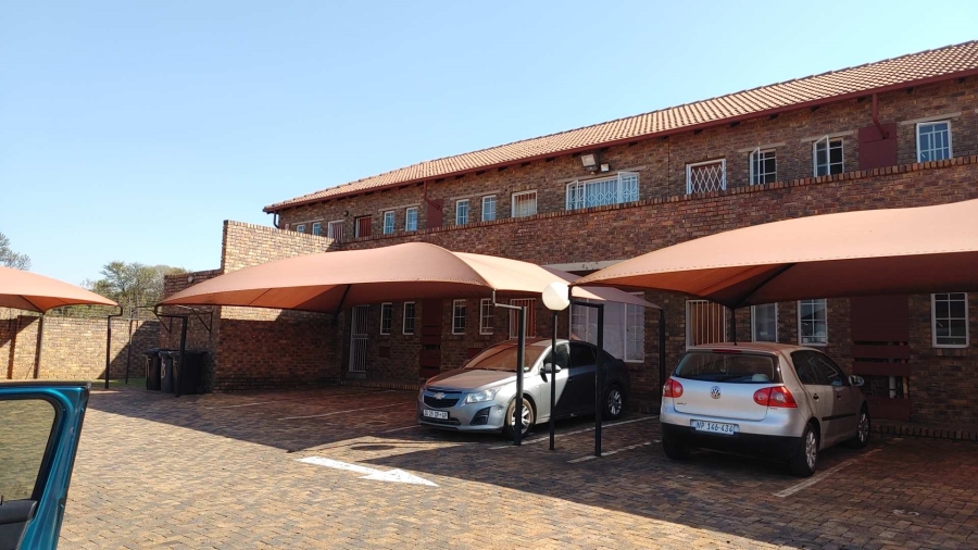 To Let 1 Bedroom Property for Rent in Highveld Ext 12 Gauteng