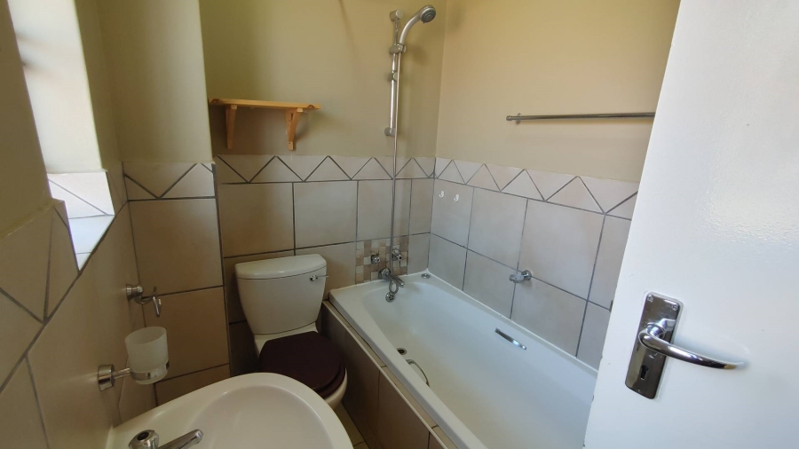 To Let 1 Bedroom Property for Rent in Highveld Ext 12 Gauteng
