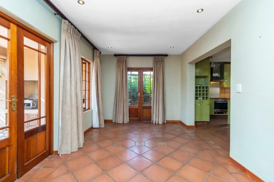 To Let 3 Bedroom Property for Rent in Barbeque Downs Gauteng