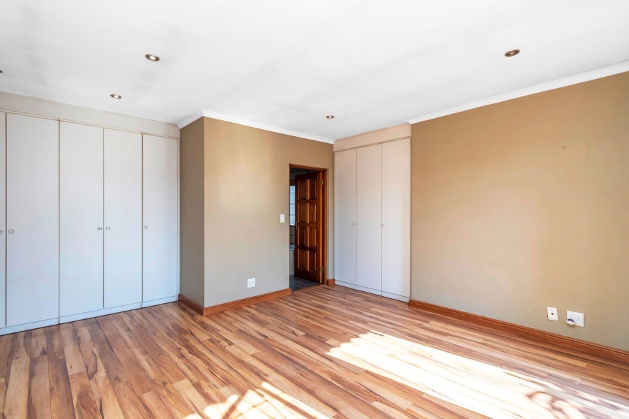 To Let 3 Bedroom Property for Rent in Barbeque Downs Gauteng