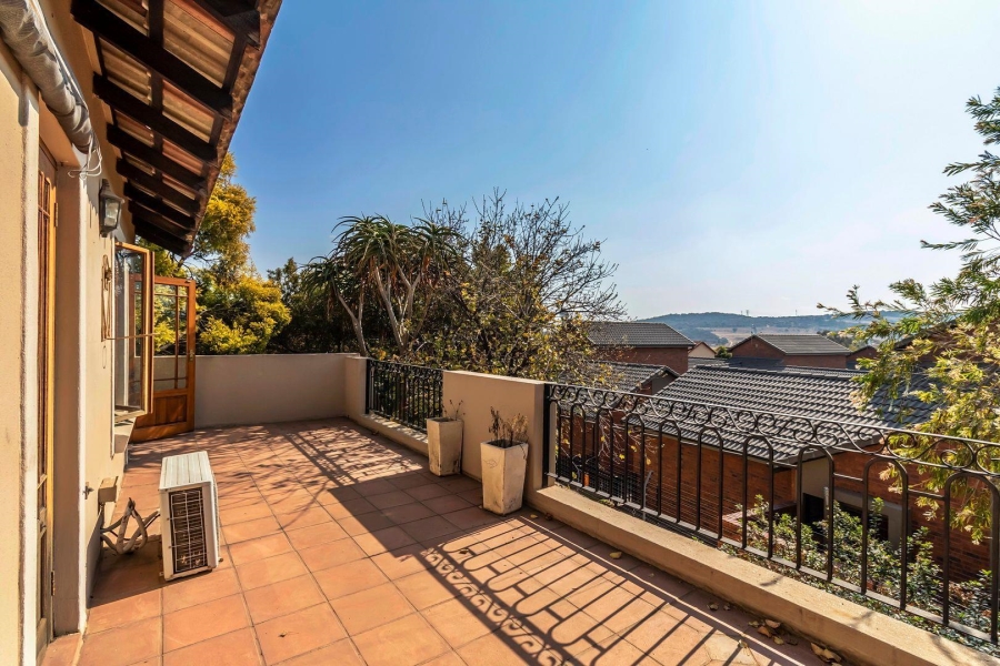 To Let 3 Bedroom Property for Rent in Barbeque Downs Gauteng