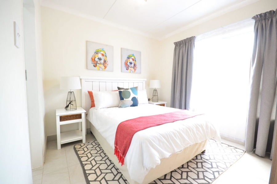 To Let 2 Bedroom Property for Rent in Modderfontein Gauteng