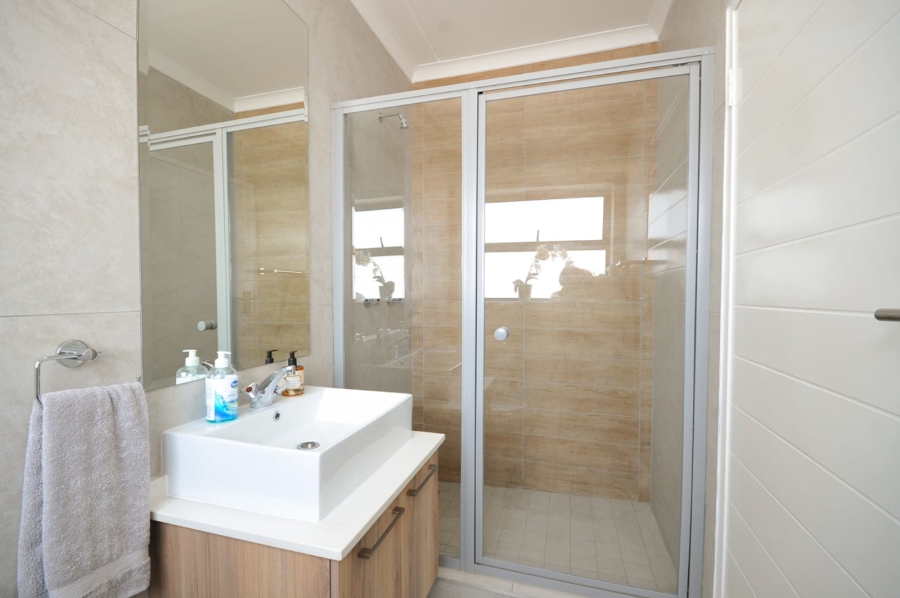 To Let 2 Bedroom Property for Rent in Modderfontein Gauteng