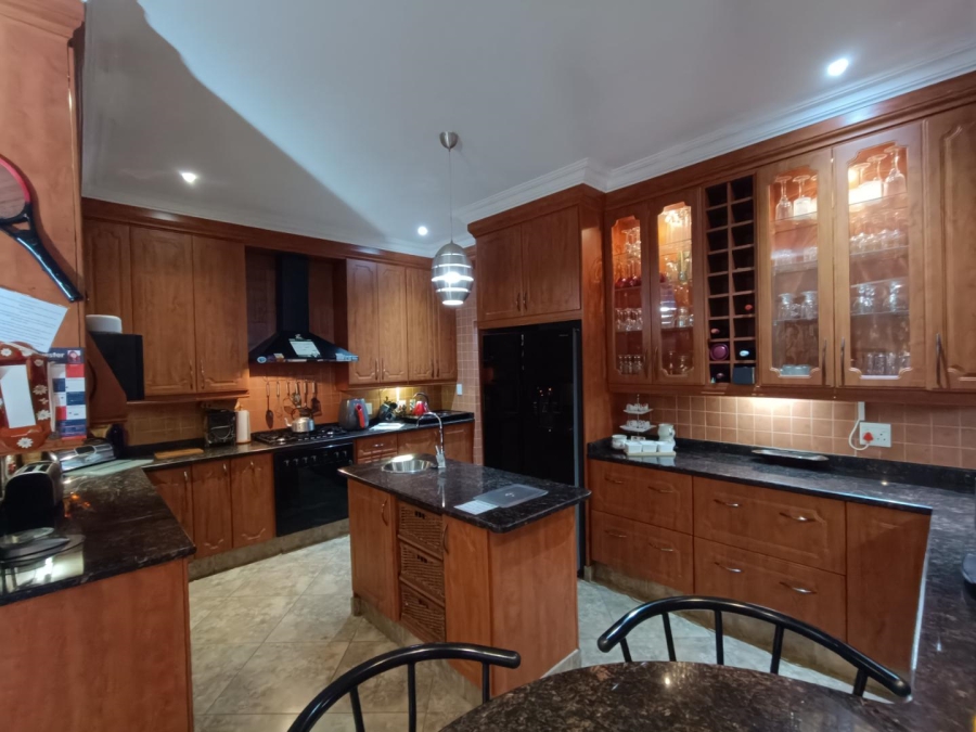 5 Bedroom Property for Sale in Midstream Estate Gauteng