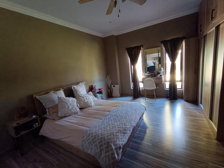 5 Bedroom Property for Sale in Midstream Estate Gauteng