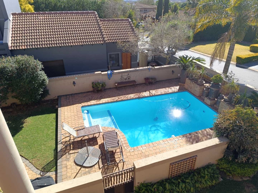 5 Bedroom Property for Sale in Midstream Estate Gauteng