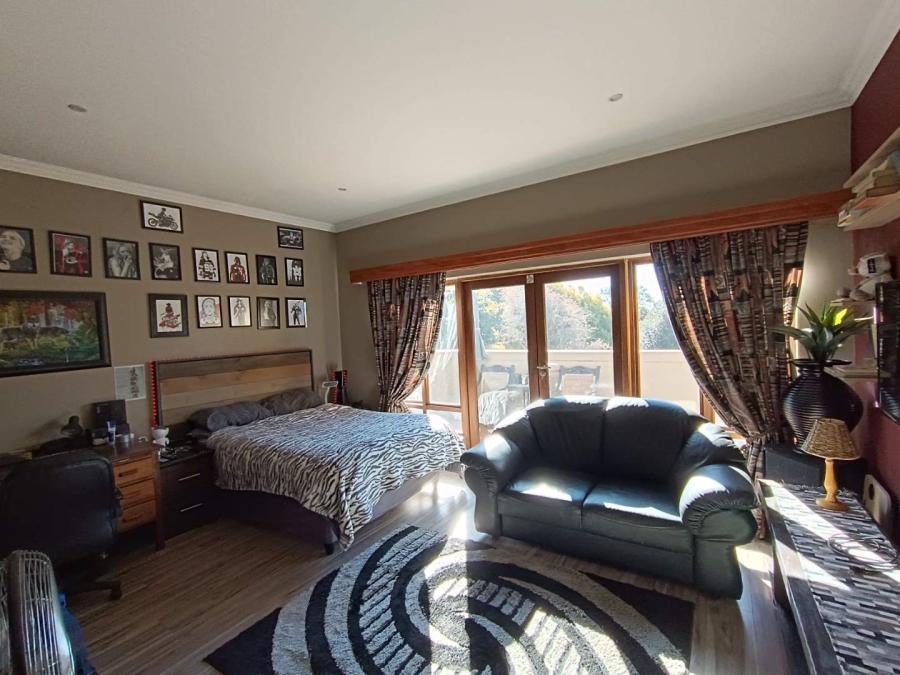5 Bedroom Property for Sale in Midstream Estate Gauteng