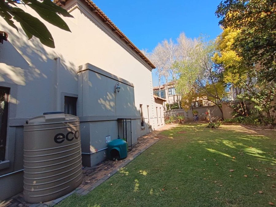 5 Bedroom Property for Sale in Midstream Estate Gauteng