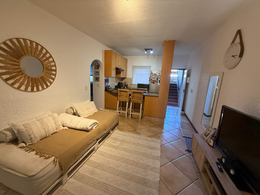 To Let 1 Bedroom Property for Rent in Lonehill Gauteng
