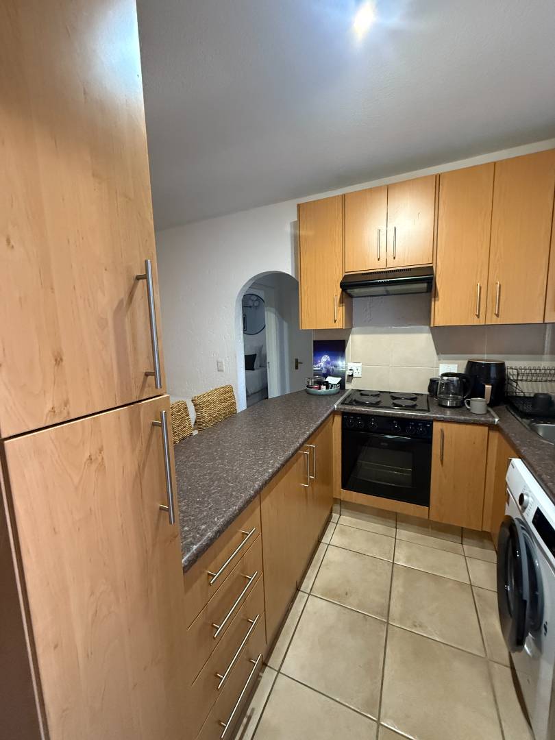 To Let 1 Bedroom Property for Rent in Lonehill Gauteng