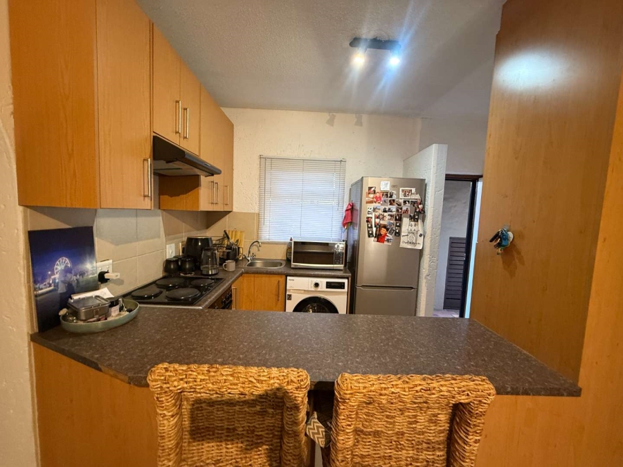 To Let 1 Bedroom Property for Rent in Lonehill Gauteng