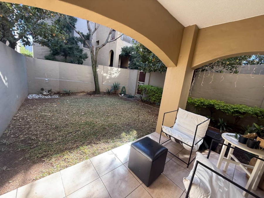 To Let 1 Bedroom Property for Rent in Lonehill Gauteng