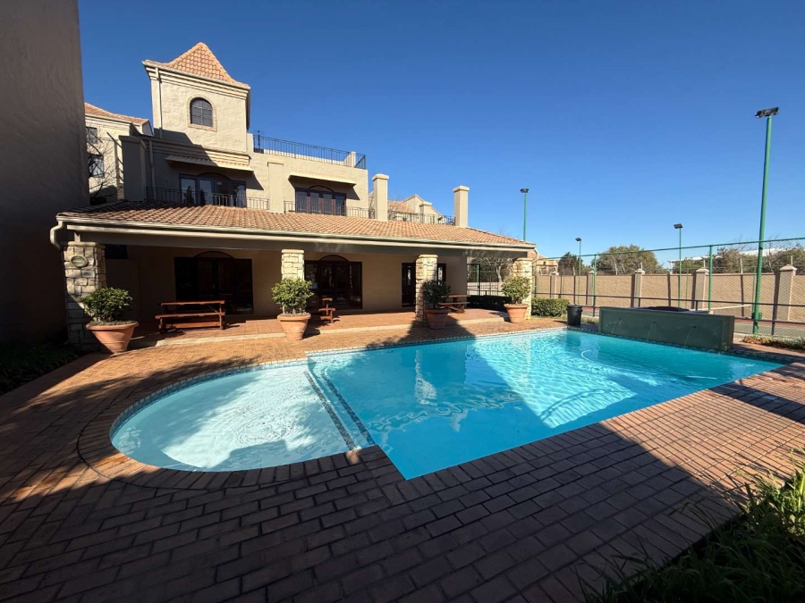 To Let 1 Bedroom Property for Rent in Lonehill Gauteng