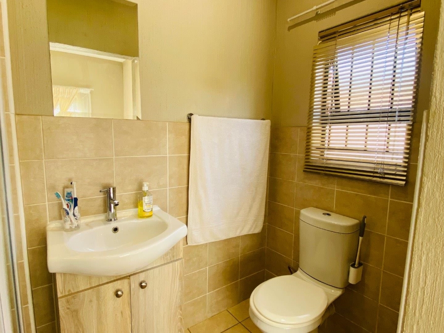 3 Bedroom Property for Sale in Wilgeheuwel Gauteng