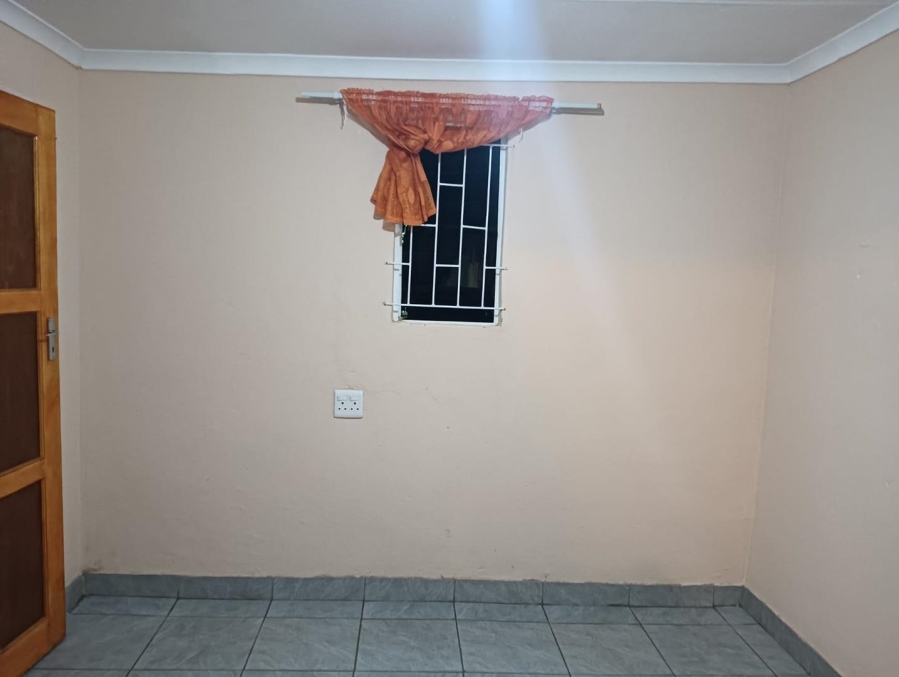 To Let 0 Bedroom Property for Rent in Eersterust Gauteng