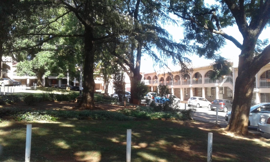 1 Bedroom Property for Sale in Albertville Gauteng