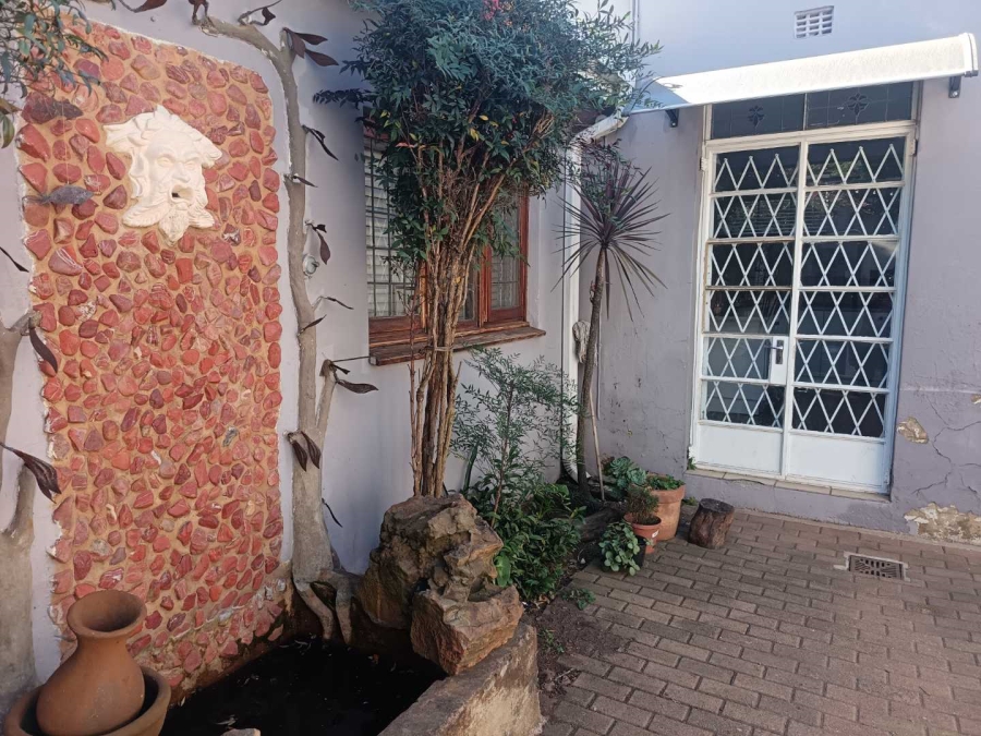 2 Bedroom Property for Sale in Melville Gauteng