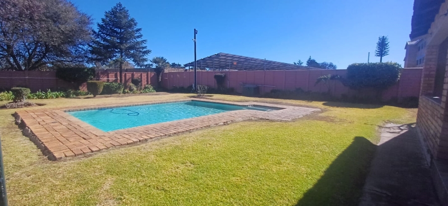 3 Bedroom Property for Sale in Groblerpark Gauteng