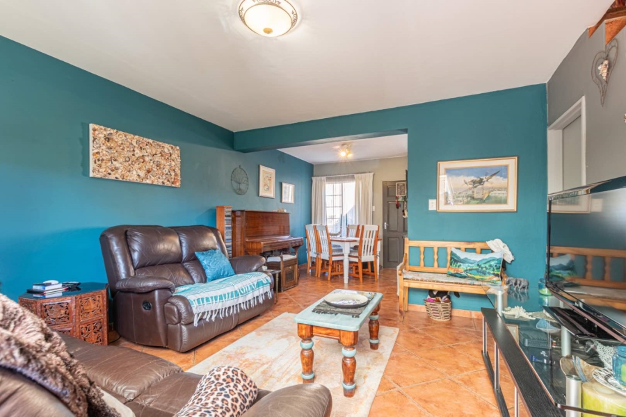 2 Bedroom Property for Sale in Wilgeheuwel Gauteng