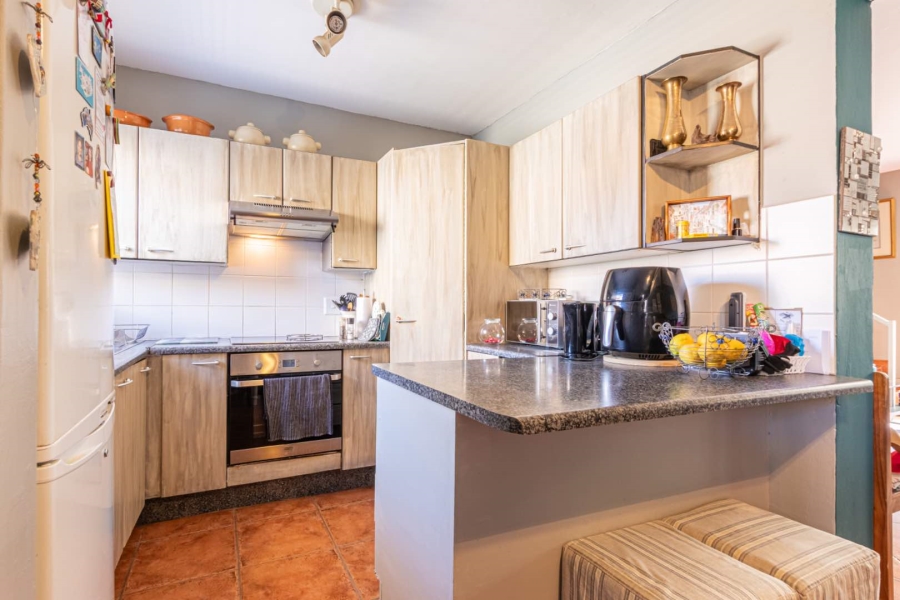 2 Bedroom Property for Sale in Wilgeheuwel Gauteng
