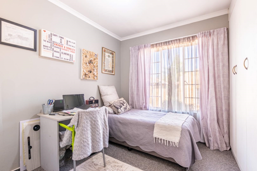 2 Bedroom Property for Sale in Wilgeheuwel Gauteng