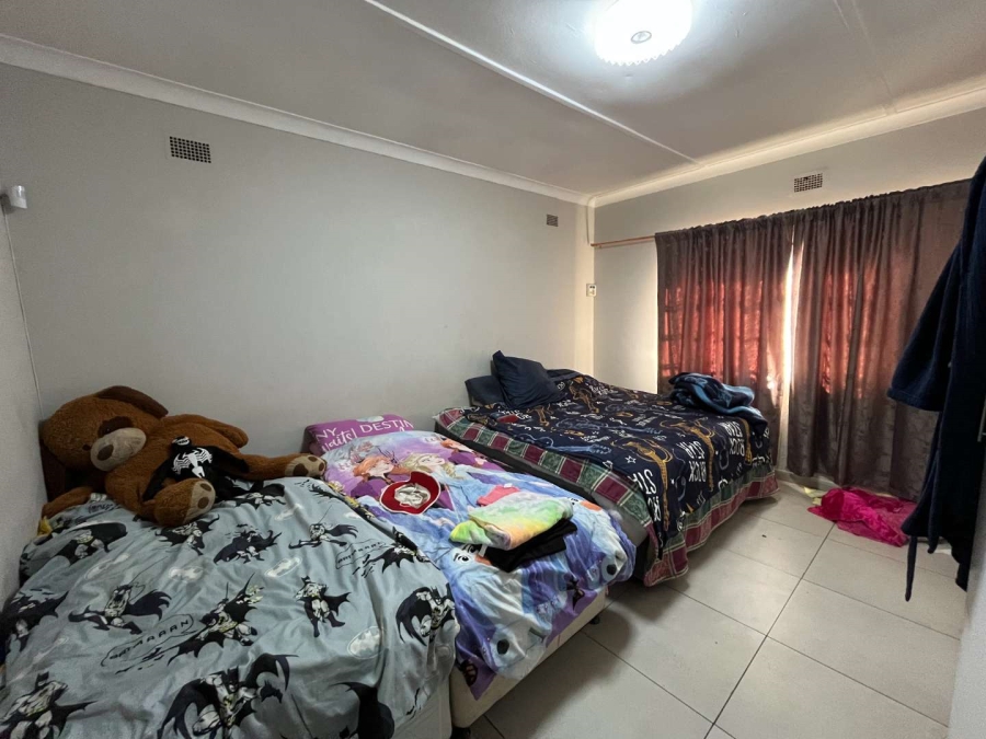 3 Bedroom Property for Sale in Queenswood Gauteng