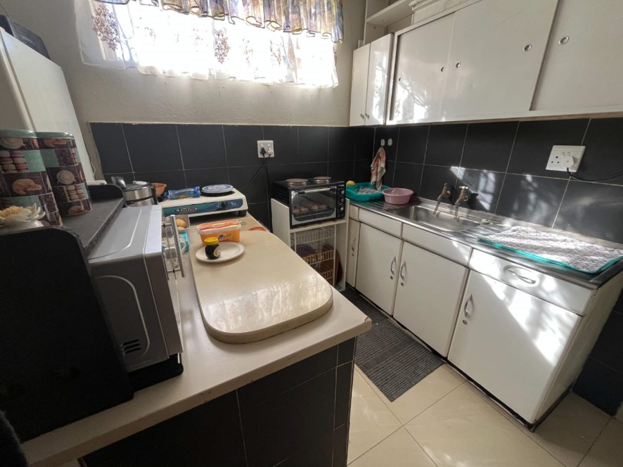 3 Bedroom Property for Sale in Queenswood Gauteng