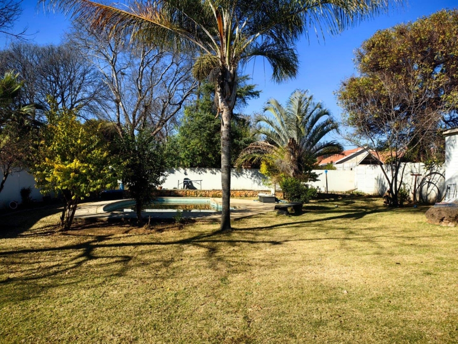 3 Bedroom Property for Sale in Queenswood Gauteng