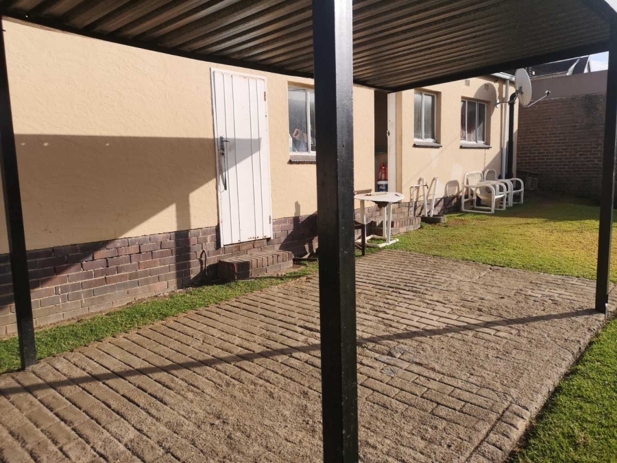 To Let 3 Bedroom Property for Rent in Birchleigh Gauteng