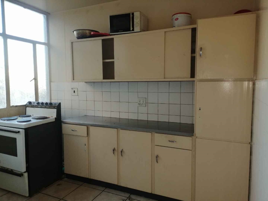 2 Bedroom Property for Sale in Berea Gauteng