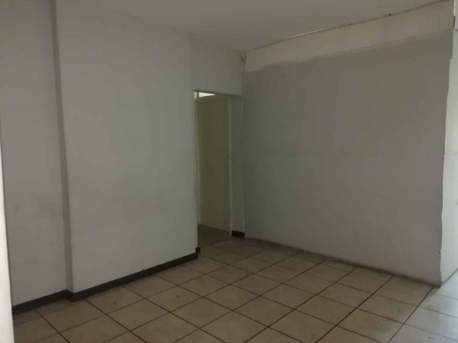 2 Bedroom Property for Sale in Berea Gauteng