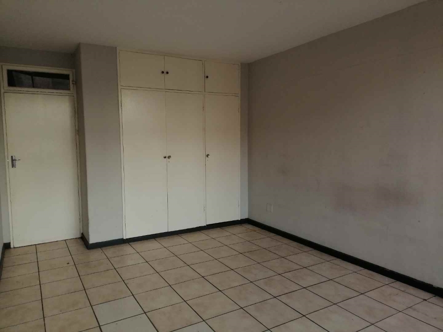 2 Bedroom Property for Sale in Berea Gauteng