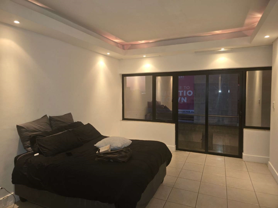 1 Bedroom Property for Sale in Ferreirasdorp Gauteng