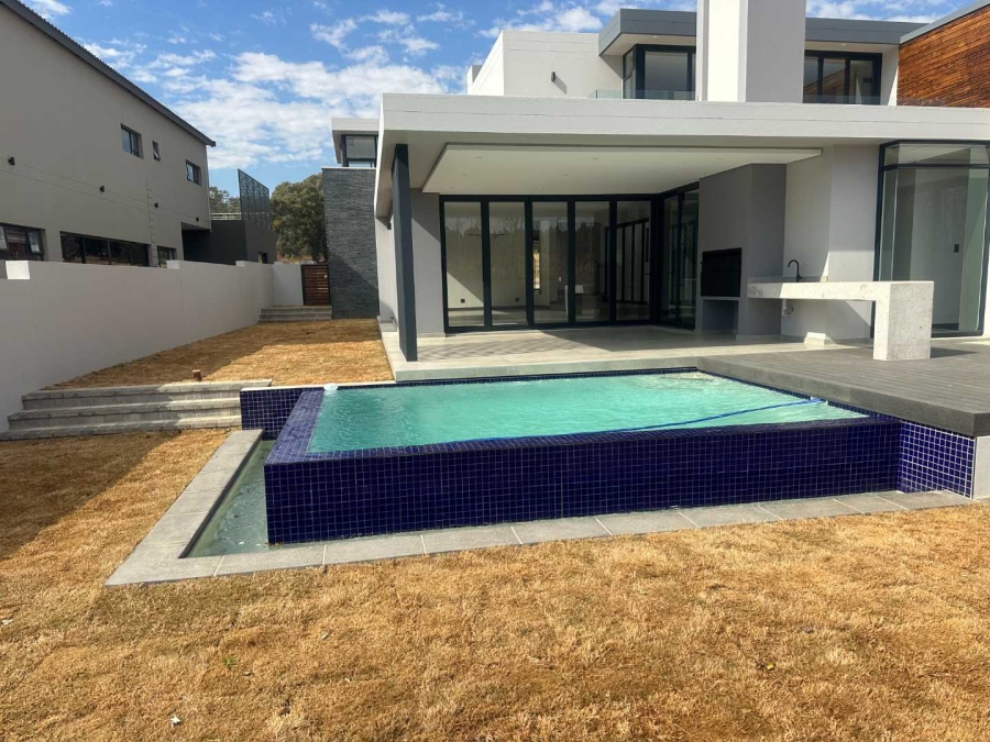 5 Bedroom Property for Sale in Eye of Africa Gauteng