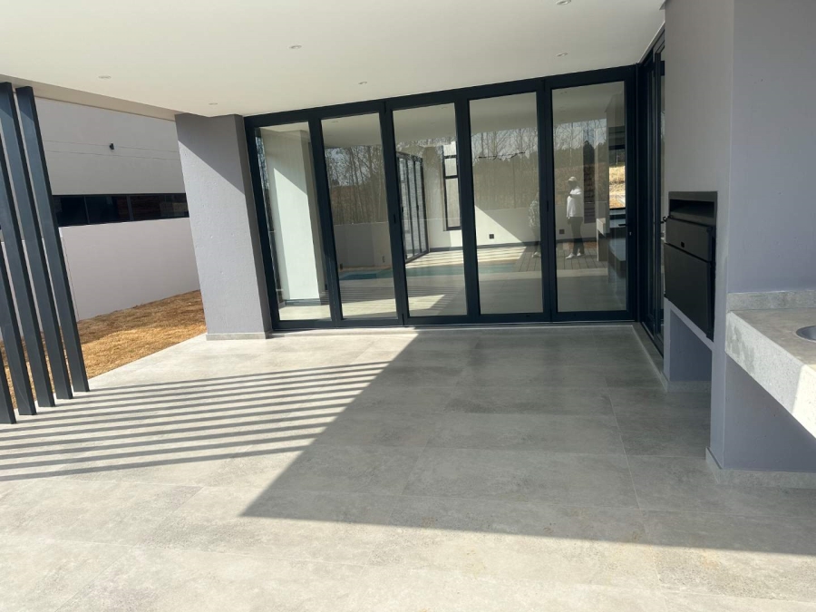 5 Bedroom Property for Sale in Eye of Africa Gauteng