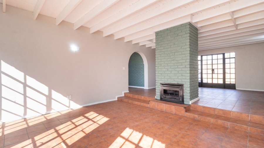 6 Bedroom Property for Sale in Freeway Park Gauteng