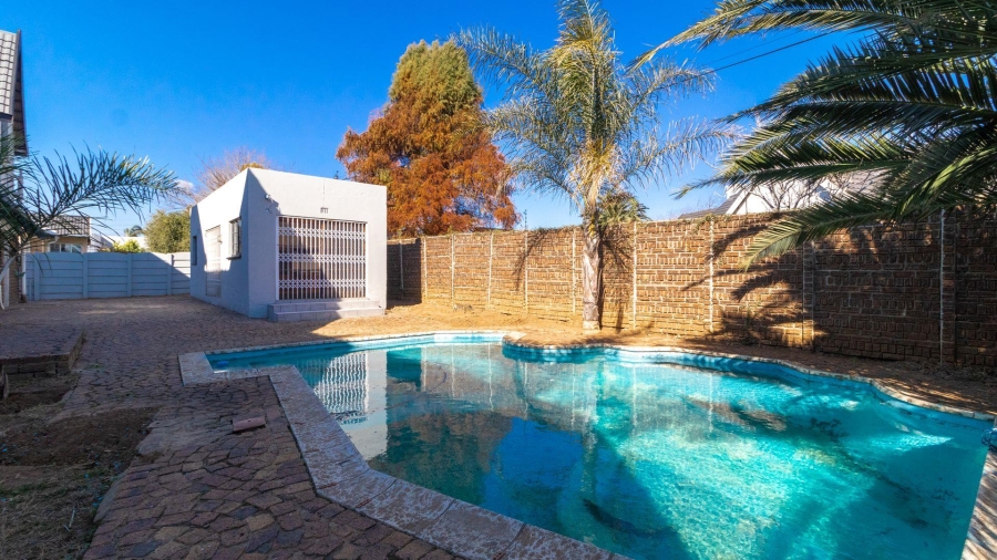 6 Bedroom Property for Sale in Freeway Park Gauteng