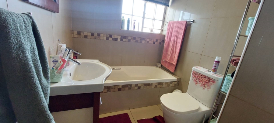 3 Bedroom Property for Sale in Elandshaven Gauteng