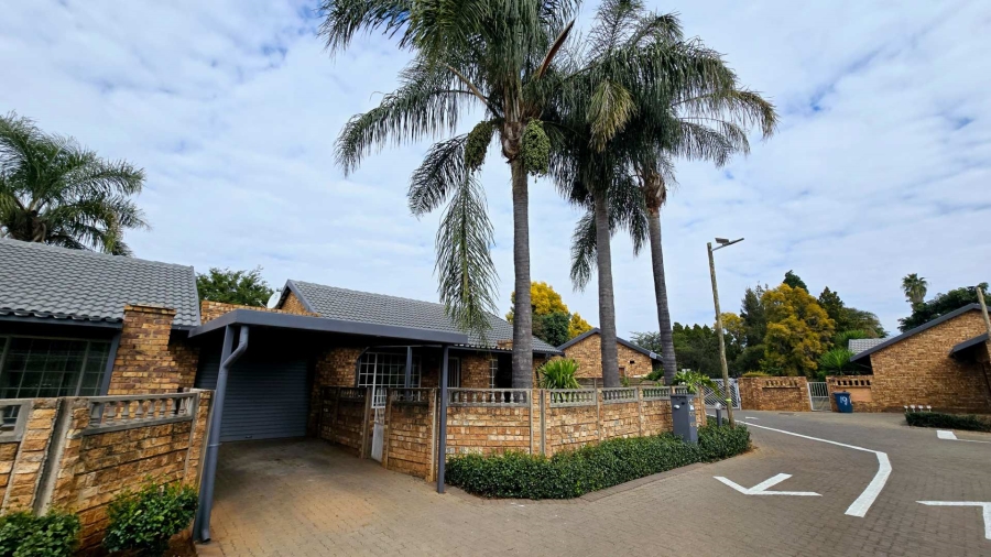 To Let 2 Bedroom Property for Rent in Doornpoort Gauteng