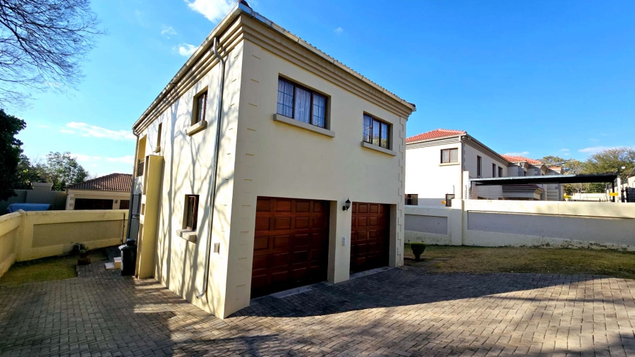 4 Bedroom Property for Sale in Meyerspark Gauteng