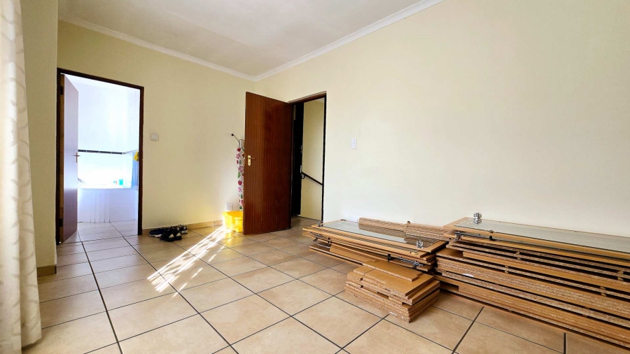 4 Bedroom Property for Sale in Meyerspark Gauteng