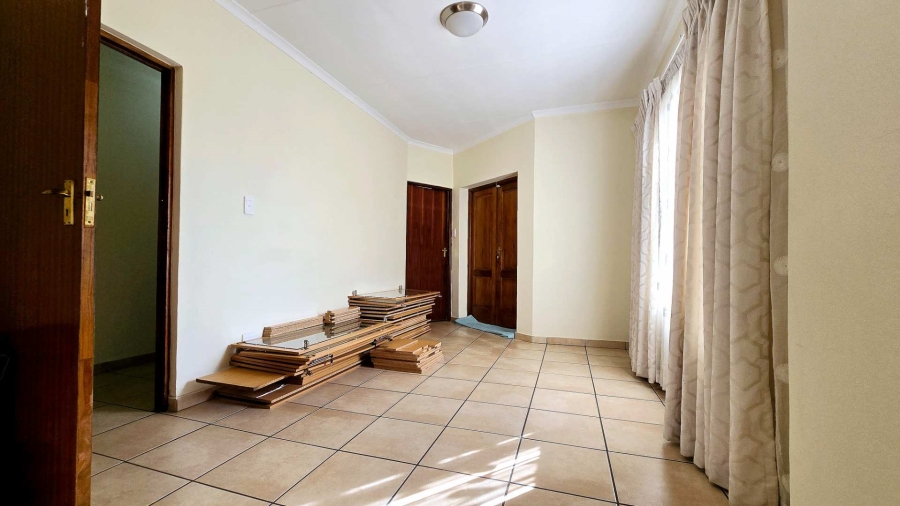 4 Bedroom Property for Sale in Meyerspark Gauteng