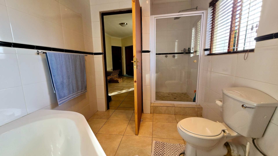 4 Bedroom Property for Sale in Meyerspark Gauteng