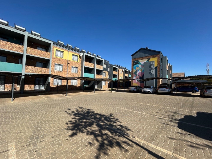 2 Bedroom Property for Sale in Lotus Gardens Gauteng